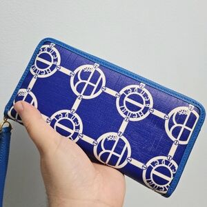 NWOT Henri Bendel Blue Logo Wallet